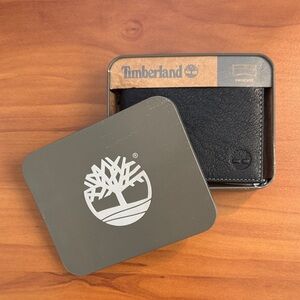 Timberland Men's Wellington Leather RFID Bifold Commuter Security Wallet